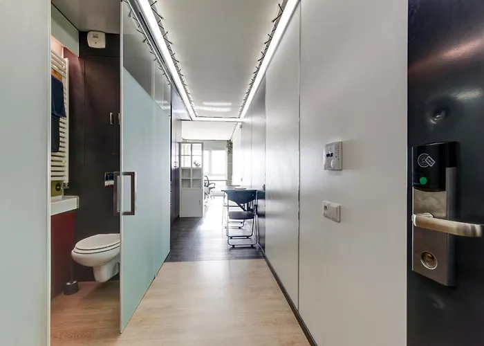 82 - Le Lokup - Wifi - Proche Tram Апартаменты