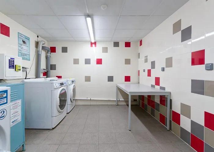 82 - Le Lokup - Wifi - Proche Tram Апартаменты *